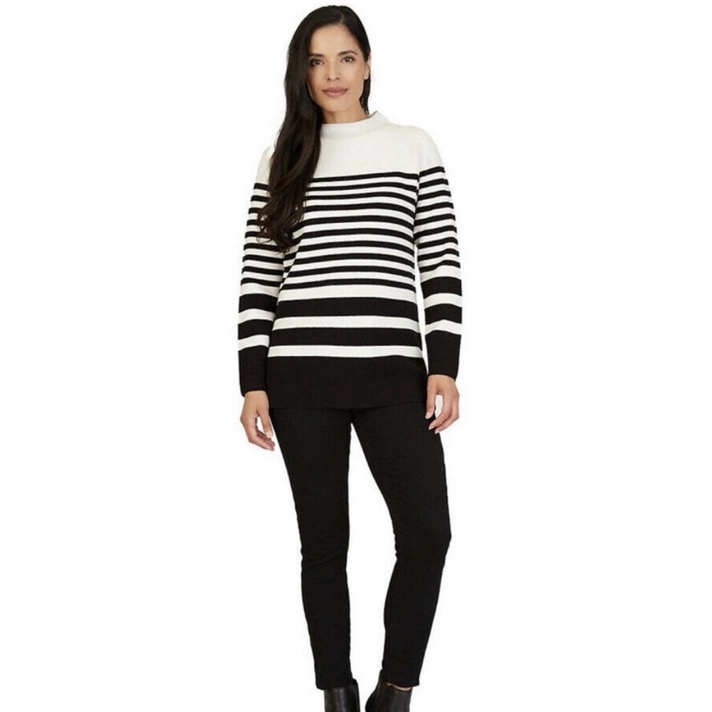 🖤 Apt. 9 - NWT - Striped Black & White Women's Sweater - Size: L